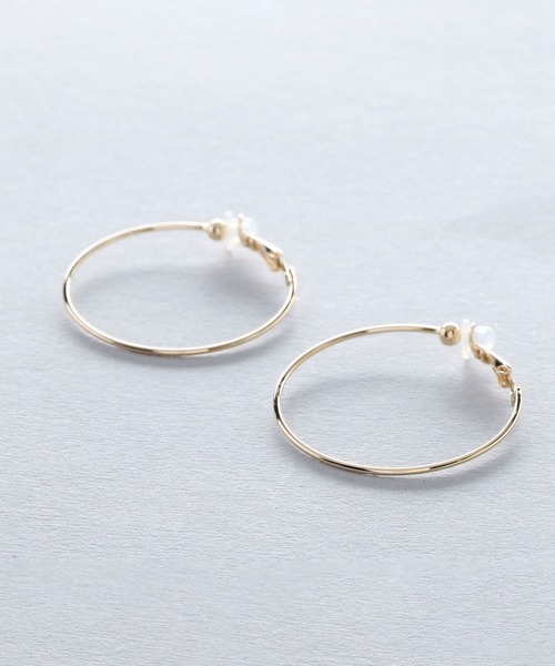 Manon's Selection（マノンズセレクション）の「ワンタッチフープイヤリング40mm（イヤリング・レディース・ゴールド/シルバー・ONE SIZE）」の6枚目の写真
