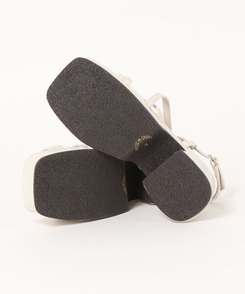 apres jour mignon（アプレジュールミニョン）の「厚底ナローサンダル【ZOZOTOWN限定アイテム】（サンダル・レディース・アイボリー/その他/ブラック・MEDIUM/SMALL/LARGE）」の11枚目の写真