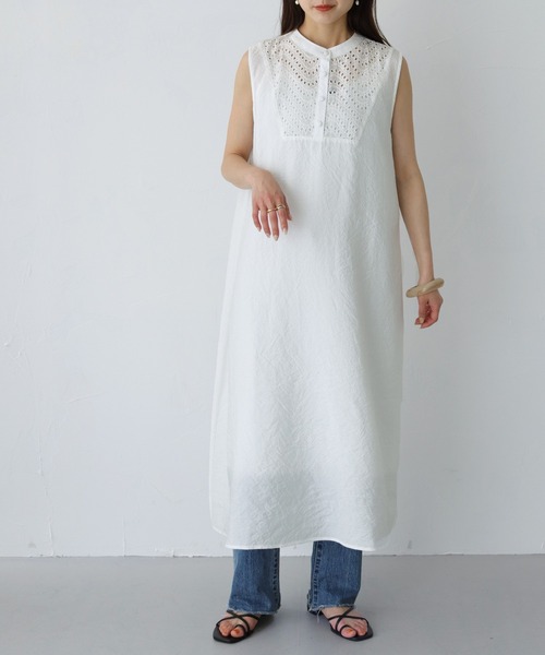 HER CLOSET（ハークローゼット）の「【shemoshelly】WEB限定 前後2wayカットレース切り替えノースリーブシャツワンピース ペチコート付き（ワンピース・レディース・ブラック/オフホワイト・M）」の7枚目の写真