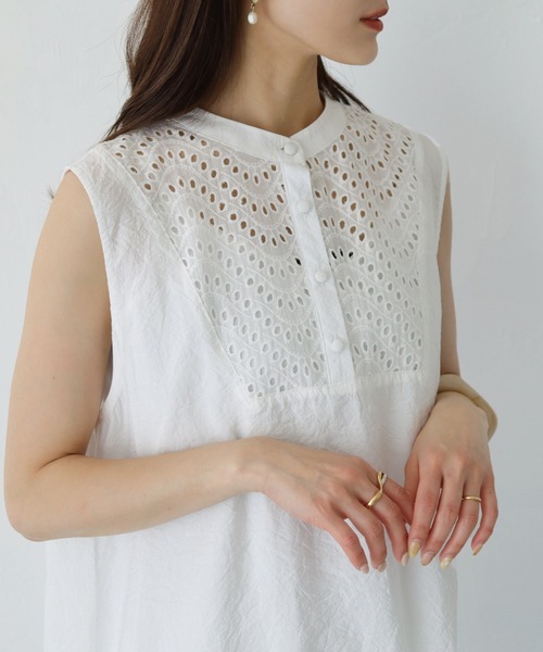 HER CLOSET（ハークローゼット）の「【shemoshelly】WEB限定 前後2wayカットレース切り替えノースリーブシャツワンピース ペチコート付き（ワンピース・レディース・ブラック/オフホワイト・M）」の16枚目の写真