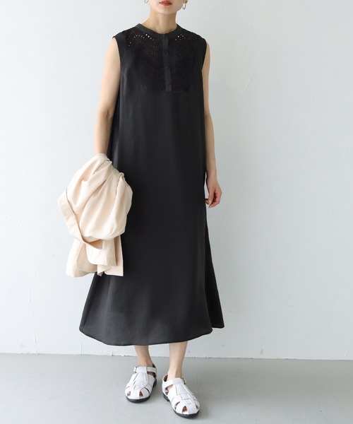 HER CLOSET（ハークローゼット）の「【shemoshelly】WEB限定 前後2wayカットレース切り替えノースリーブシャツワンピース ペチコート付き（ワンピース・レディース・ブラック/オフホワイト・M）」の20枚目の写真