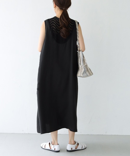 HER CLOSET（ハークローゼット）の「【shemoshelly】WEB限定 前後2wayカットレース切り替えノースリーブシャツワンピース ペチコート付き（ワンピース・レディース・ブラック/オフホワイト・M）」の21枚目の写真