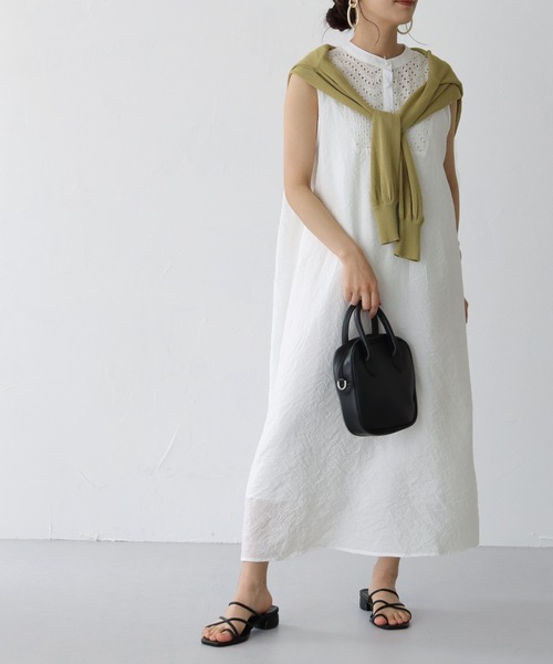 HER CLOSET（ハークローゼット）の「【shemoshelly】WEB限定 前後2wayカットレース切り替えノースリーブシャツワンピース ペチコート付き（ワンピース・レディース・ブラック/オフホワイト・M）」の10枚目の写真