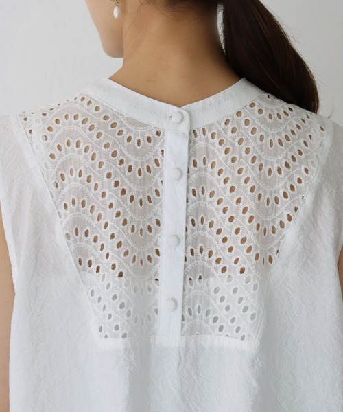 HER CLOSET（ハークローゼット）の「【shemoshelly】WEB限定 前後2wayカットレース切り替えノースリーブシャツワンピース ペチコート付き（ワンピース・レディース・ブラック/オフホワイト・M）」の6枚目の写真