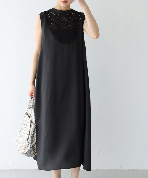 HER CLOSET（ハークローゼット）の「【shemoshelly】WEB限定 前後2wayカットレース切り替えノースリーブシャツワンピース ペチコート付き（ワンピース・レディース・ブラック/オフホワイト・M）」の4枚目の写真