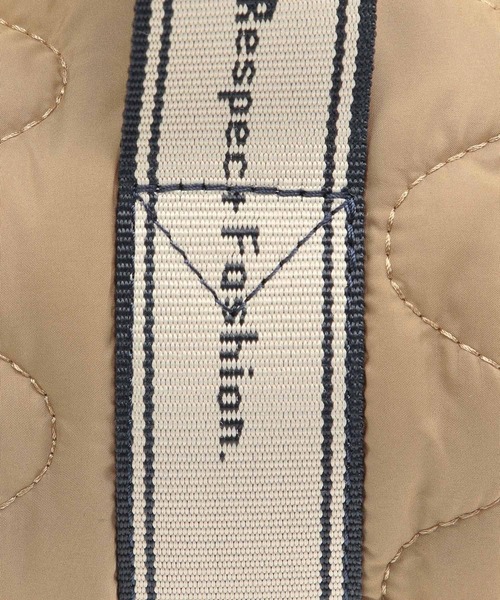 BAYFLOW(ベイフロー)の「ロゴテープキルティングドラム(ハンドバッグ・レディース・オレンジ/ブラック/ベージュ・FREE)」の6枚目の写真