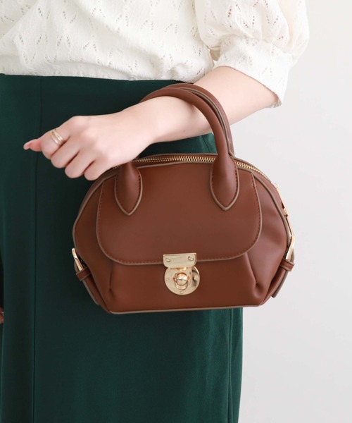 archives（アルシーヴ）の「金具ラウンドボストンバッグ（ボストンバッグ・レディース・ブラック/ブラウン/アイボリー・FREE）」の8枚目の写真