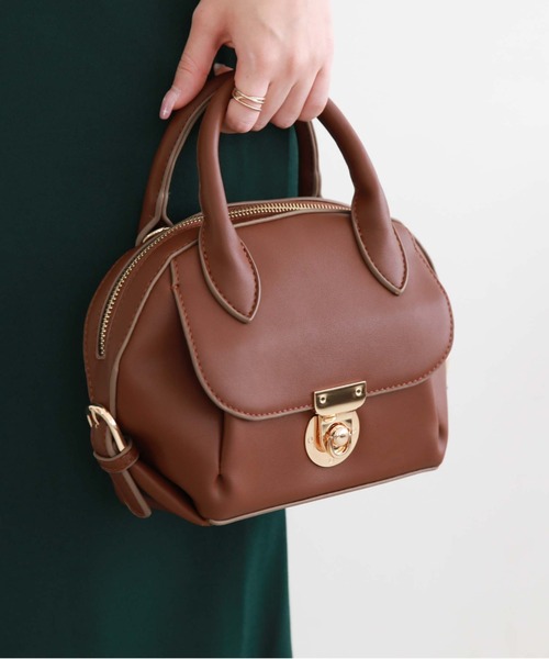 archives（アルシーヴ）の「金具ラウンドボストンバッグ（ボストンバッグ・レディース・ブラック/ブラウン/アイボリー・FREE）」の11枚目の写真