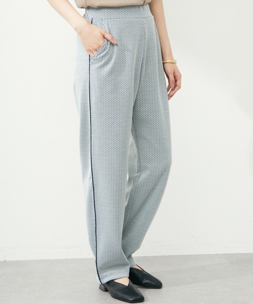 Green Parks(グリーンパークス)の「ジャガードパンツ(その他パンツ・レディース・レッド/ネイビー・FREE)」の1枚目の写真