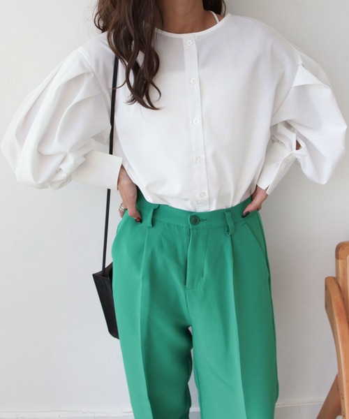 Chillfar（チルファー）の「前後2WAYボリューム袖ブラウス（シャツ/ブラウス・レディース・ホワイト/グレイッシュベージュ/カーキ系・FREE）」の9枚目の写真