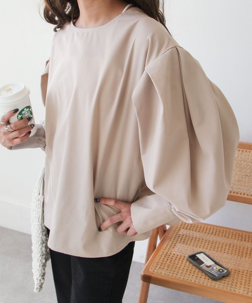 Chillfar（チルファー）の「前後2WAYボリューム袖ブラウス（シャツ/ブラウス・レディース・ホワイト/グレイッシュベージュ/カーキ系・FREE）」の14枚目の写真