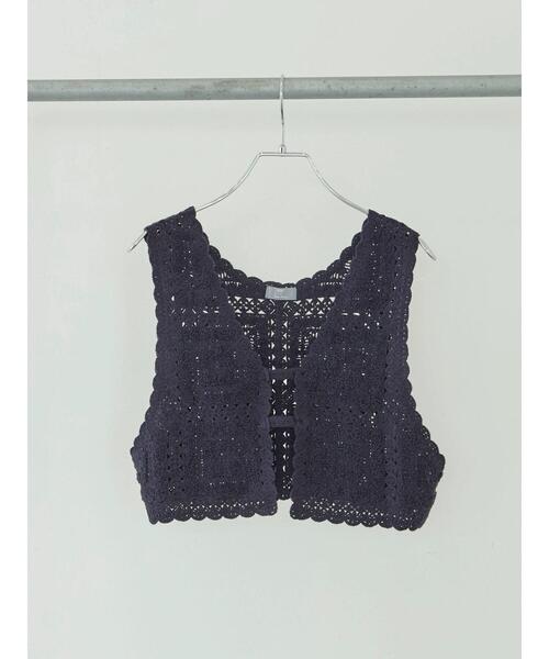 KBF（ケイビーエフ）の「KBF かぎ針風レースベスト（ベスト・レディース・ネイビー/アイボリー・FREE）」の20枚目の写真