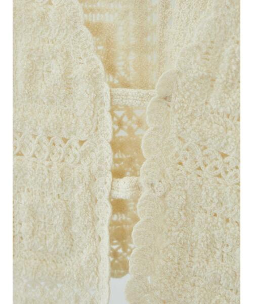 KBF（ケイビーエフ）の「KBF かぎ針風レースベスト（ベスト・レディース・ネイビー/アイボリー・FREE）」の22枚目の写真