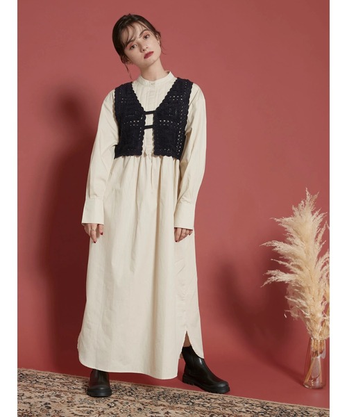 KBF（ケイビーエフ）の「KBF かぎ針風レースベスト（ベスト・レディース・ネイビー/アイボリー・FREE）」の4枚目の写真