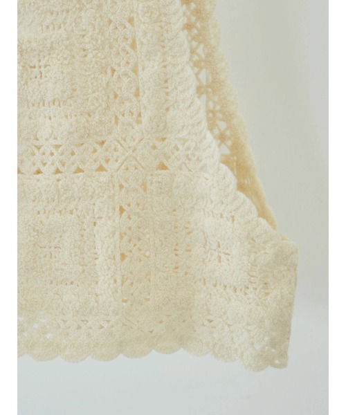 KBF（ケイビーエフ）の「KBF かぎ針風レースベスト（ベスト・レディース・ネイビー/アイボリー・FREE）」の9枚目の写真