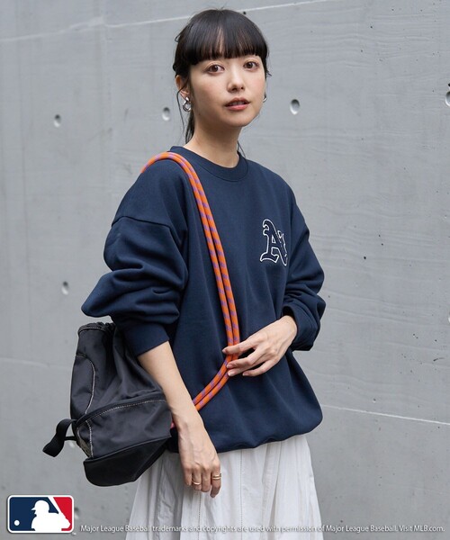 FREAK'S STORE（フリークスストア）の「MLB × FREAK'S STORE/エムエルビー/メジャーリーグベースボール MLB アスレチックス裏毛クルーネックスウェット（スウェット・レディース・ブラック/ネイビー/グレー/ナチュラル・ﾌﾘ-）」の8枚目の写真