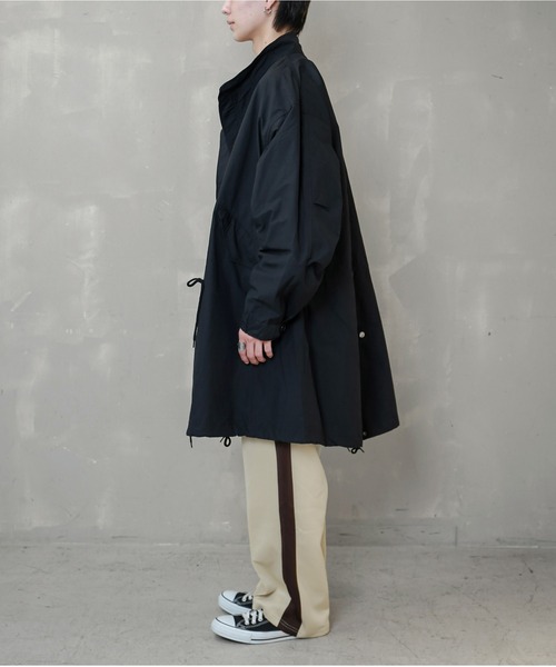 SPINNS(スピンズ)の「【ビッグシルエット】M-65 ノーカラーモッズコート(モッズコート・メンズ・ブラック/カーキ・ONESIZE)」の9枚目の写真