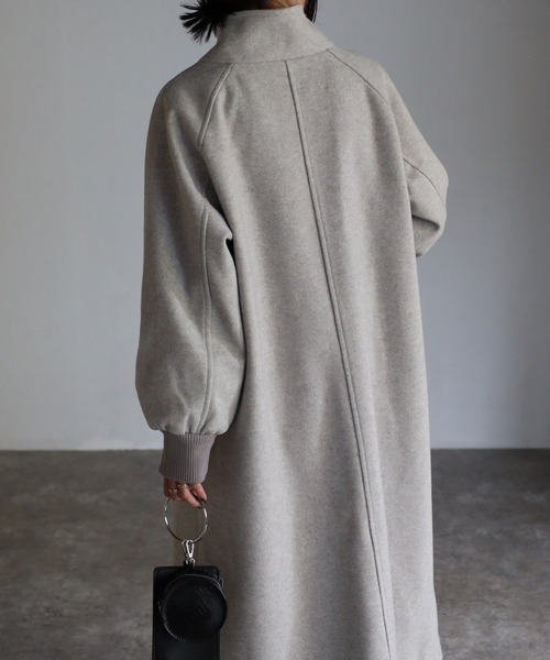 EASEBLUE（イーズブルー）の「スタンドカラーウールライクロングコート（チェスターコート・レディース・ライトグレー/チャコールグレー/カーキ・FREE）」の11枚目の写真