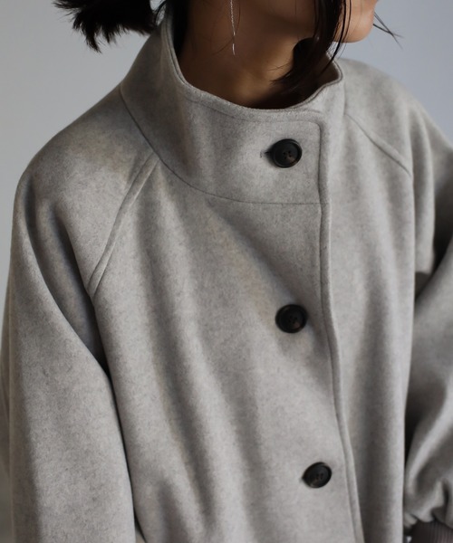 EASEBLUE（イーズブルー）の「スタンドカラーウールライクロングコート（チェスターコート・レディース・ライトグレー/チャコールグレー/カーキ・FREE）」の17枚目の写真