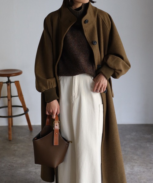 EASEBLUE（イーズブルー）の「スタンドカラーウールライクロングコート（チェスターコート・レディース・ライトグレー/チャコールグレー/カーキ・FREE）」の21枚目の写真