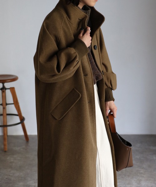 EASEBLUE（イーズブルー）の「スタンドカラーウールライクロングコート（チェスターコート・レディース・ライトグレー/チャコールグレー/カーキ・FREE）」の22枚目の写真