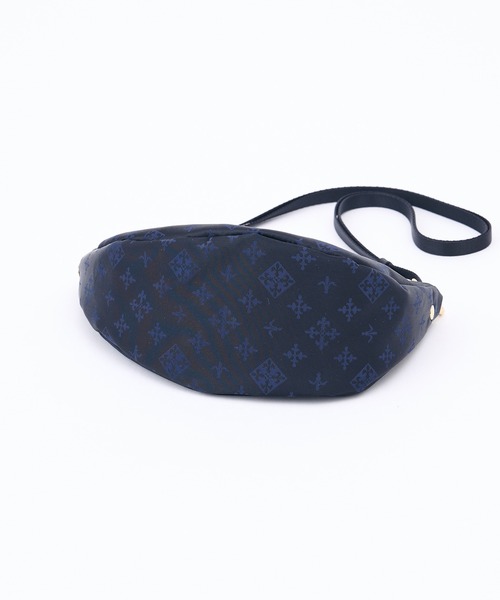 russet（ラシット）の「アシンメトリースマホショルダー(Z-123)（ショルダーバッグ・レディース・グレー/ブラック×ブルー/キナリ・FREE）」の16枚目の写真