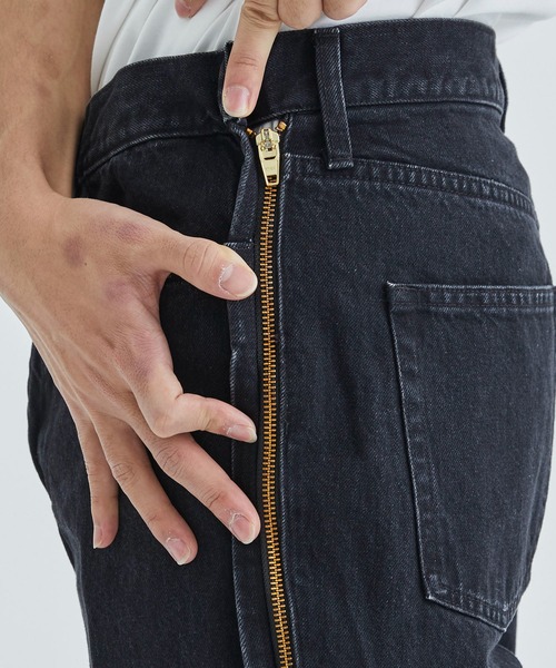 TOGA VIRILIS(トーガ ビリリース)の「Denim pants 2(デニムパンツ・メンズ・ネイビー/ブラック・46/48)」の11枚目の写真