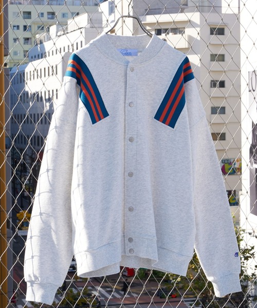 CIAOPANIC TYPY（チャオパニックティピー）の「【GEM SPORTSWEAR/ジェムスポーツウェア】ラインリブ切替スウェットスタジャン（スタジャン・メンズ・グレー/ブルー・ONE SIZE）」の2枚目の写真