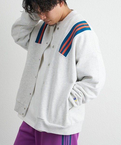 CIAOPANIC TYPY（チャオパニックティピー）の「【GEM SPORTSWEAR/ジェムスポーツウェア】ラインリブ切替スウェットスタジャン（スタジャン・メンズ・グレー/ブルー・ONE SIZE）」の3枚目の写真