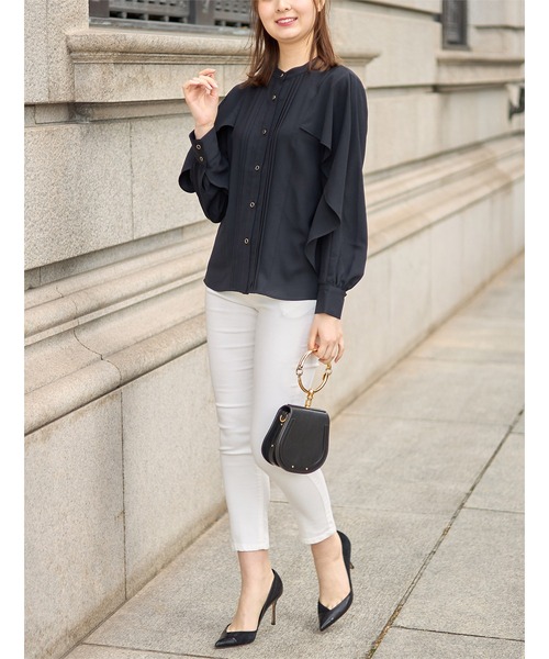 tocco closet（トッコ　クローゼット）の「ピンタックケープスリーブブラウス（シャツ/ブラウス・レディース・ブラック/オフホワイト・M）」の9枚目の写真