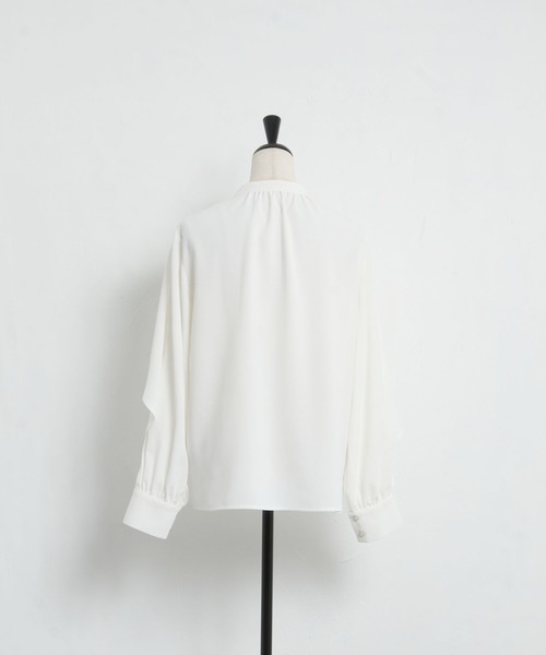 tocco closet（トッコ　クローゼット）の「ピンタックケープスリーブブラウス（シャツ/ブラウス・レディース・ブラック/オフホワイト・M）」の7枚目の写真