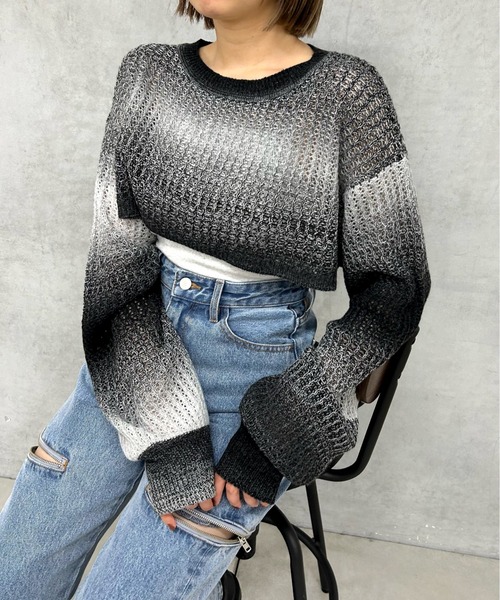 WHO'S WHO gallery(フーズフーギャラリー)の「スペースダイコンパクトニット(ニット/セーター・レディース・ブラック系その他/パープル系その他/レッド系その他・FREE)」の2枚目の写真