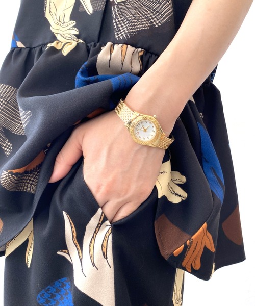 Three Four Time(スリーフォータイム)の「チェーン風バングルウォッチ / 時計(アナログ腕時計・レディース・シルバー/ゴールド・FREE)」の12枚目の写真