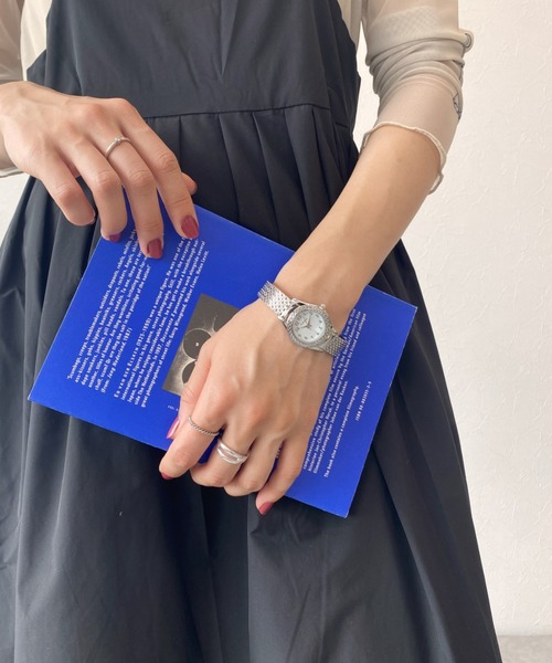 Three Four Time(スリーフォータイム)の「チェーン風バングルウォッチ / 時計(アナログ腕時計・レディース・シルバー/ゴールド・FREE)」の13枚目の写真