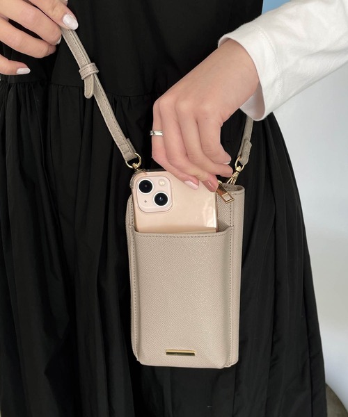 girl(ガール)の「スマホミニウォレットマルチショルダーバッグ(ショルダーバッグ・レディース・ブラック/アイボリー/スカイブルー/イエロー・FREE)」の2枚目の写真