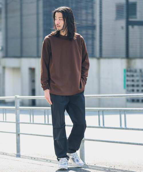 URBAN RESEARCH Sonny Label（アーバンリサーチサニーレーベル）の「コンパクトスムースポンチロングスリーブTシャツ（Tシャツ/カットソー・メンズ・ブラック/オフホワイト/ブラウン・MEDIUM/LARGE）」の13枚目の写真