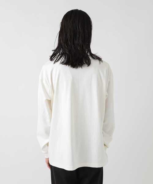 URBAN RESEARCH Sonny Label（アーバンリサーチサニーレーベル）の「コンパクトスムースポンチロングスリーブTシャツ（Tシャツ/カットソー・メンズ・ブラック/オフホワイト/ブラウン・MEDIUM/LARGE）」の19枚目の写真