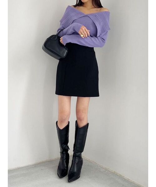 EMODA(エモダ)の「オーバーカラーデコルテニット(ニット/セーター・レディース・ベージュ/パープル/ブラック・FREE)」の5枚目の写真