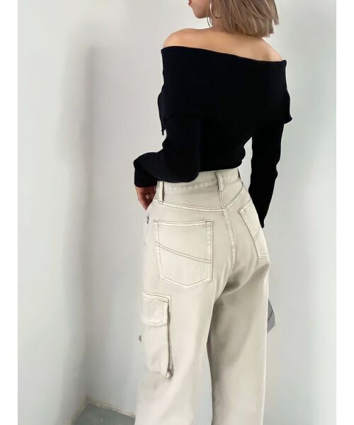 EMODA(エモダ)の「オーバーカラーデコルテニット(ニット/セーター・レディース・ベージュ/パープル/ブラック・FREE)」の9枚目の写真