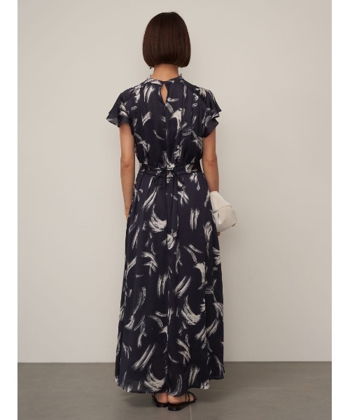 FRAY I.D（フレイアイディー）の「マルチプリントシフォンフリルワンピース（ワンピース・レディース・ブラック/アイボリー/ネイビー・0/00/1）」の5枚目の写真