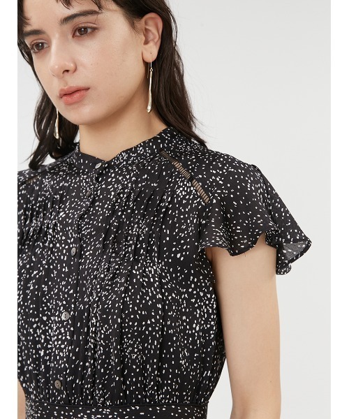 FRAY I.D（フレイアイディー）の「マルチプリントシフォンフリルワンピース（ワンピース・レディース・ブラック/アイボリー/ネイビー・0/00/1）」の13枚目の写真