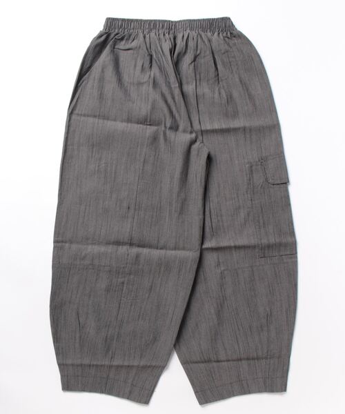 rovtski（ロフトスキー）の「斜めボタンコクーンパンツ（その他パンツ・レディース・グレー/ブラック・FREE）」の3枚目の写真