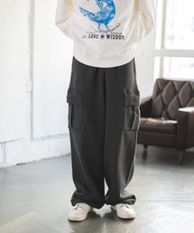 FRUIT OF THE LOOM（フルーツオブザルーム）の「ヘビーオンススウェットカーゴパンツ / ゆったり / オーバーサイズ / ユニセックス / ペアルック（カーゴパンツ）」