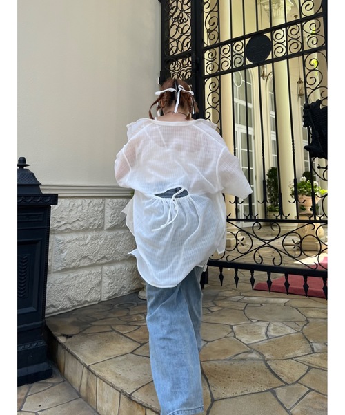 JUMELLE（ジュメロ）の「《Tシャツにも、水着にも、日よけにも》エアリーシアーシャツ（シャツ/ブラウス・レディース・ホワイト/ピンク・FREE）」の17枚目の写真