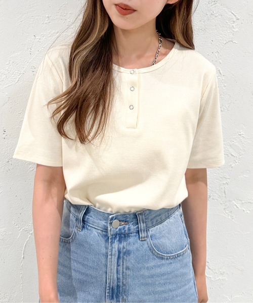 apres jour mignon(アプレジュールミニョン)の「ヘンリーネック半袖トップス【ZOZOTOWN限定アイテム】(Tシャツ/カットソー・レディース・ネイビー/アイボリー/ブラック/ブルー/その他・X-LARGE/フリー)」の21枚目の写真