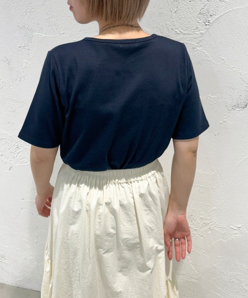 apres jour mignon(アプレジュールミニョン)の「ヘンリーネック半袖トップス【ZOZOTOWN限定アイテム】(Tシャツ/カットソー・レディース・ネイビー/アイボリー/ブラック/ブルー/その他・X-LARGE/フリー)」の14枚目の写真