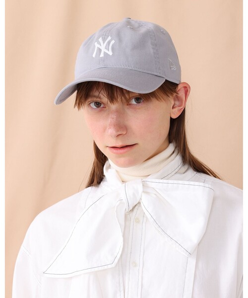 BEAMS BOY(ビームスボーイ)の「NEW ERA × BEAMS BOY / 別注 930 チェーンステッチ キャップ(キャップ・レディース・ネイビー/グレー・FREE)」の15枚目の写真