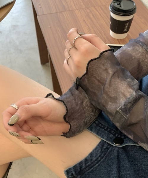 SEN TOKYO（セントーキョー）の「ゆるっと抜け感。ショート丈染めシースルーメロートップス（シャツ/ブラウス・レディース・ブラック系その他/ブラック・FREE）」の7枚目の写真