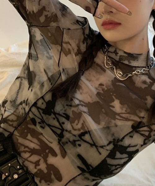 SEN TOKYO（セントーキョー）の「ゆるっと抜け感。ショート丈染めシースルーメロートップス（シャツ/ブラウス・レディース・ブラック系その他/ブラック・FREE）」の13枚目の写真