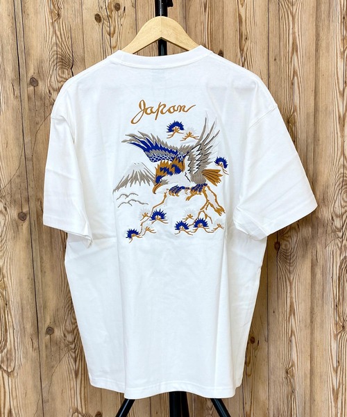 AVIREX(アヴィレックス)の「SOUVENIR POCKET TEE(Tシャツ/カットソー・メンズ・ホワイト/ブラック/ライトグレー/グリーン・M/L/XL/XXL)」の1枚目の写真
